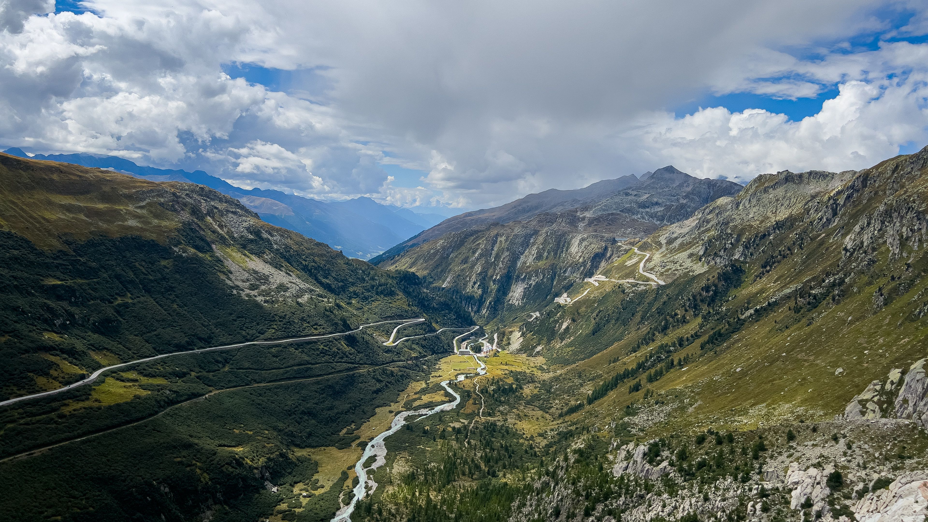 URL redirect with Amazon CloudFront and Amazon Route 53